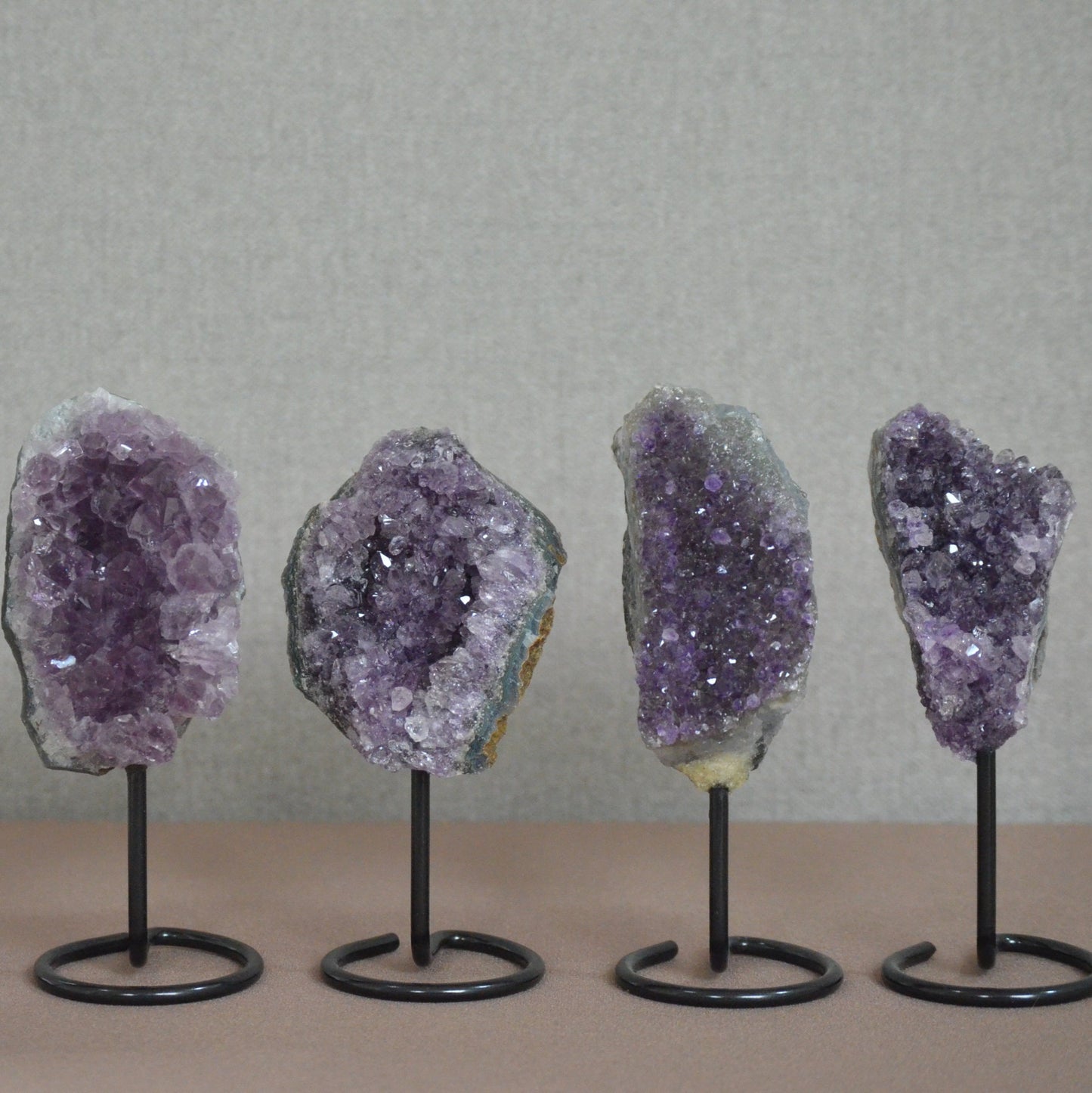 Amethist op standaard (1)