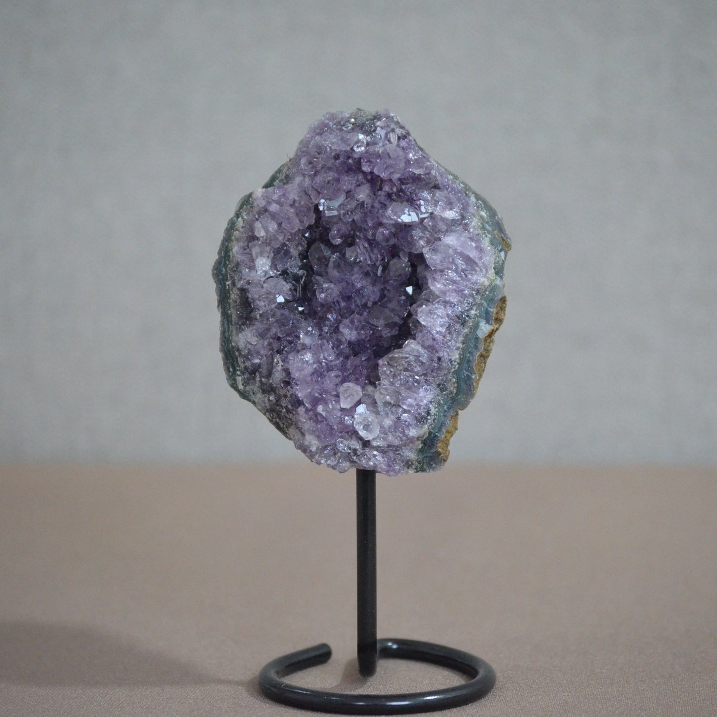 Amethist op standaard (3)