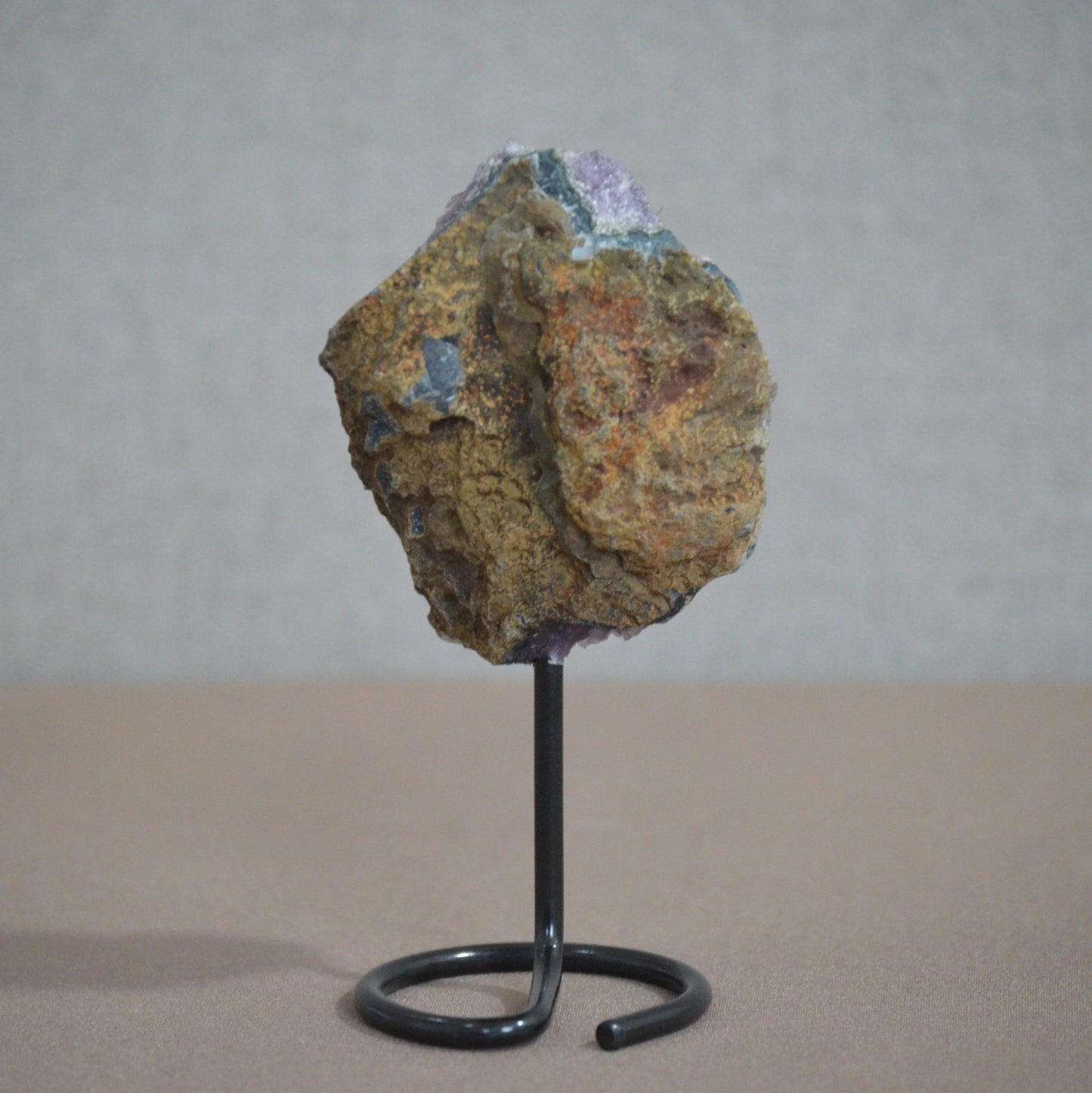 Amethist op standaard (3)