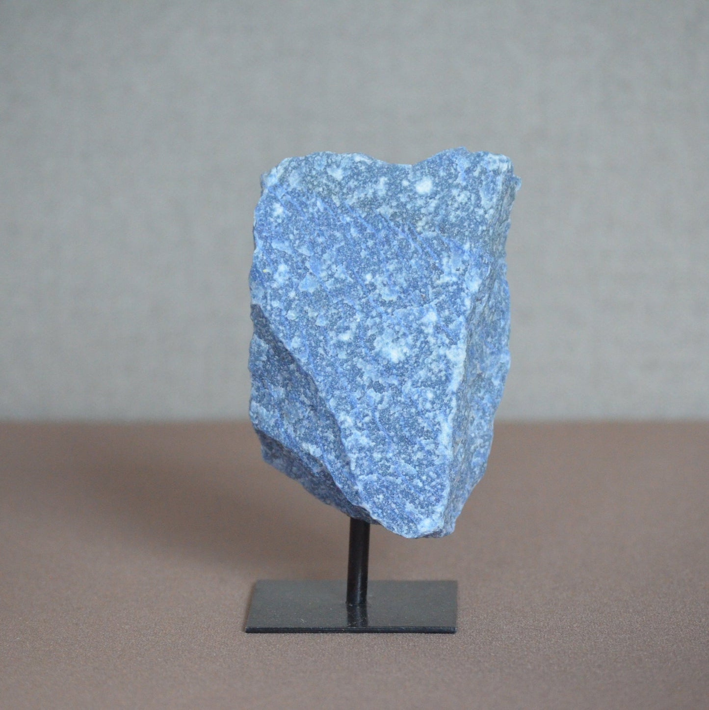 Blauwe aventurijn op standaard (1)