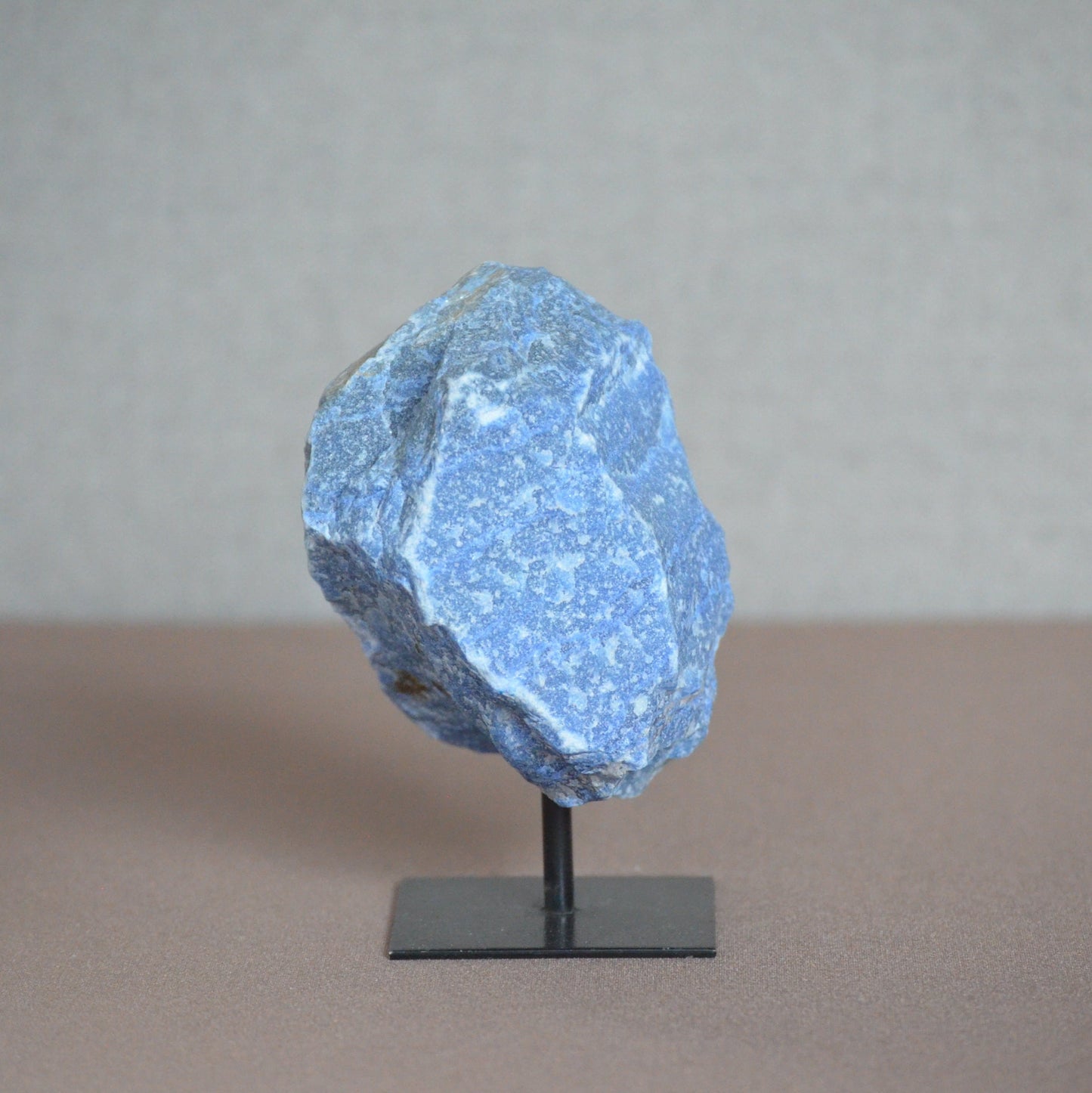 Blauwe aventurijn op standaard (2)